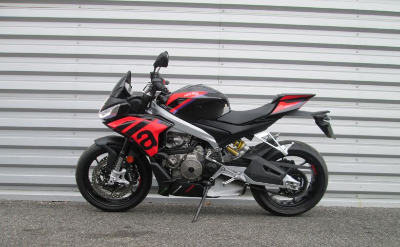 APRILIA TUONO 660 FACTORY 3