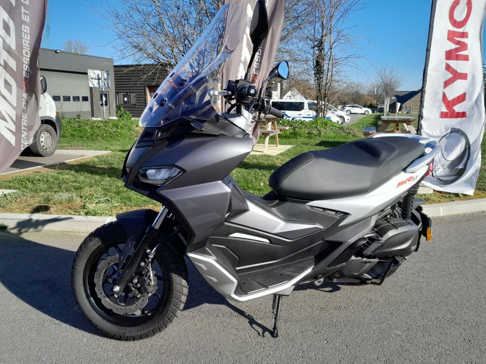 APRILIA SR 125 GT 18