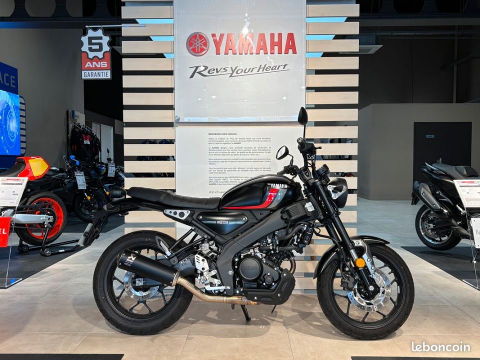 YAMAHA XSR 125 0