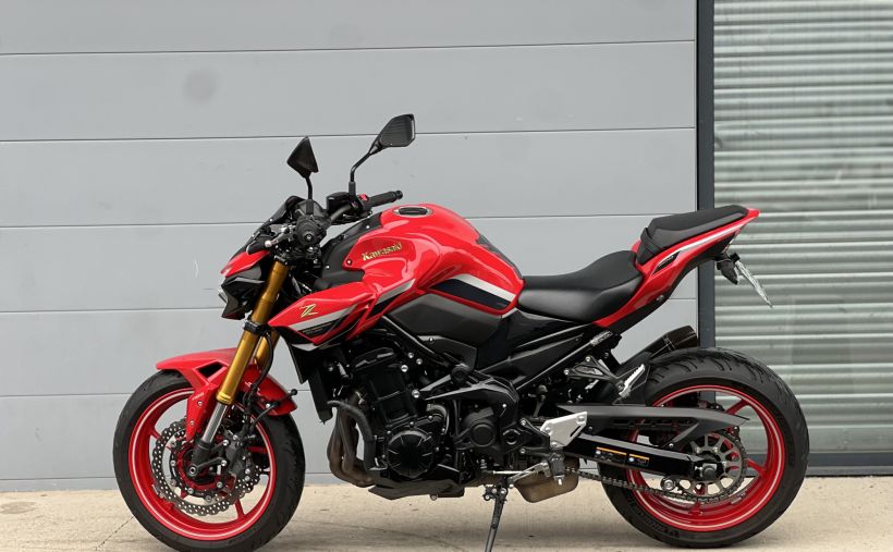 KAWASAKI Z 900 3