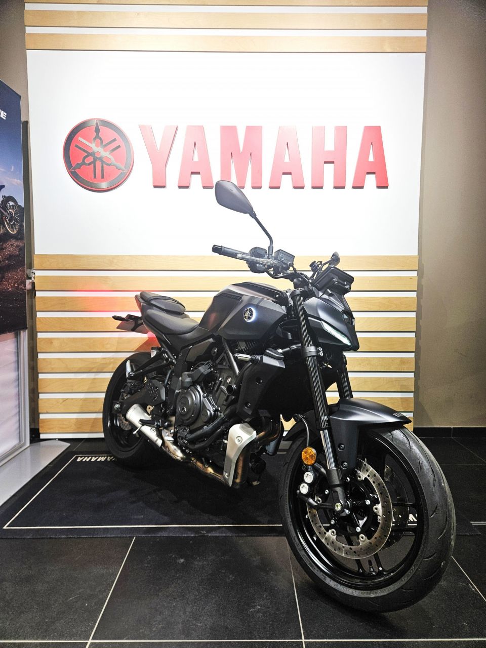 YAMAHA MT-07 Y-AMT 0