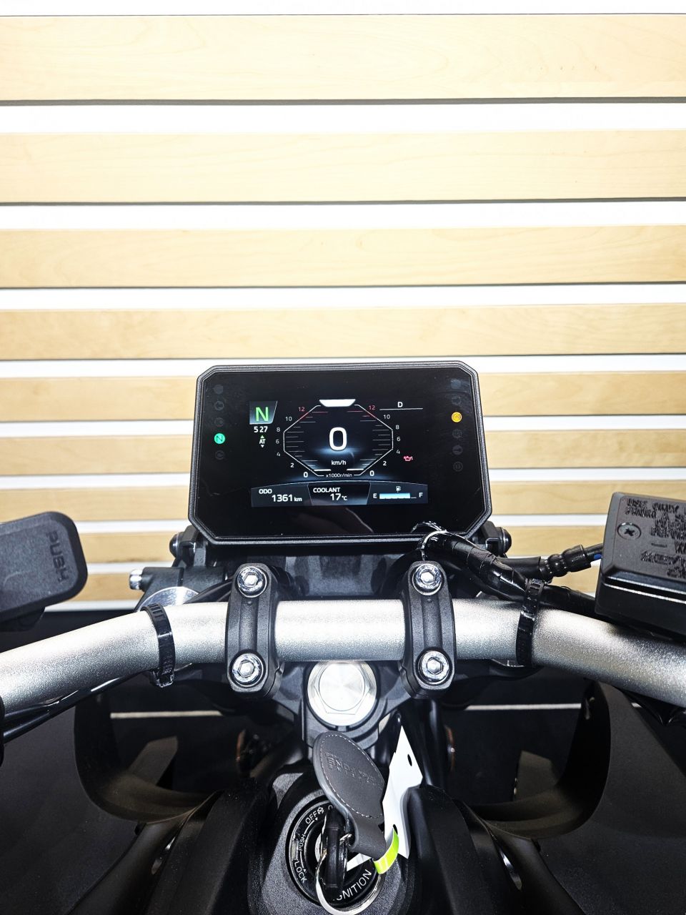 YAMAHA MT-07 Y-AMT 7