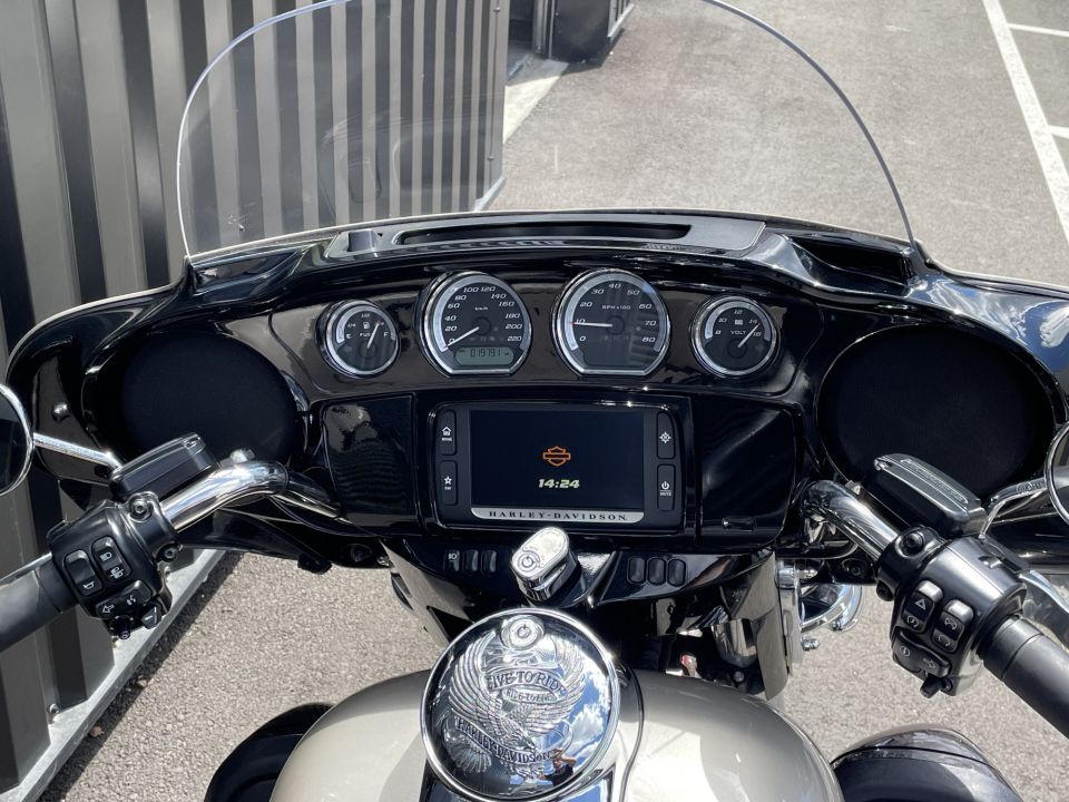 HARLEY-DAVIDSON TOURING FLHTK ULTRA LIMITED 1745 30