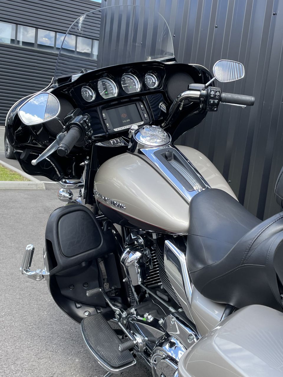 HARLEY-DAVIDSON TOURING FLHTK ULTRA LIMITED 1745 45