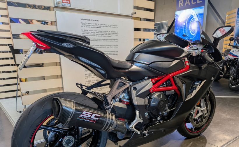 MV AGUSTA F3 800 1