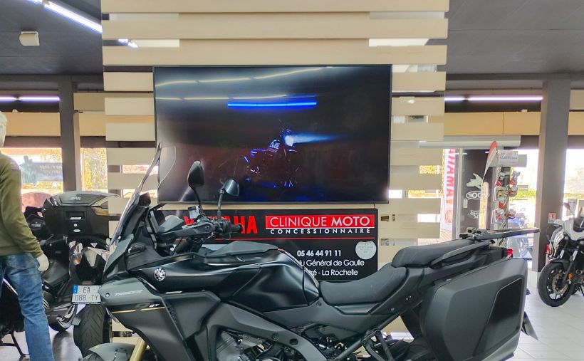 YAMAHA TRACER 9 GT 1