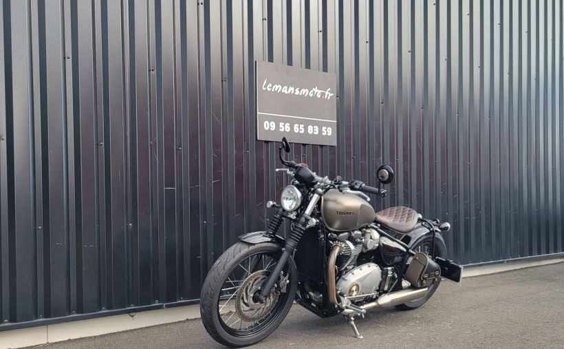 TRIUMPH Bonneville Bobber 1200 20