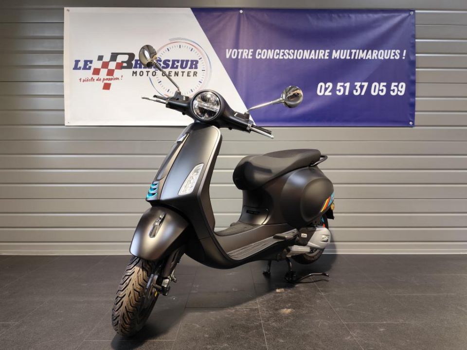 VESPA PRIMAVERA 125 12