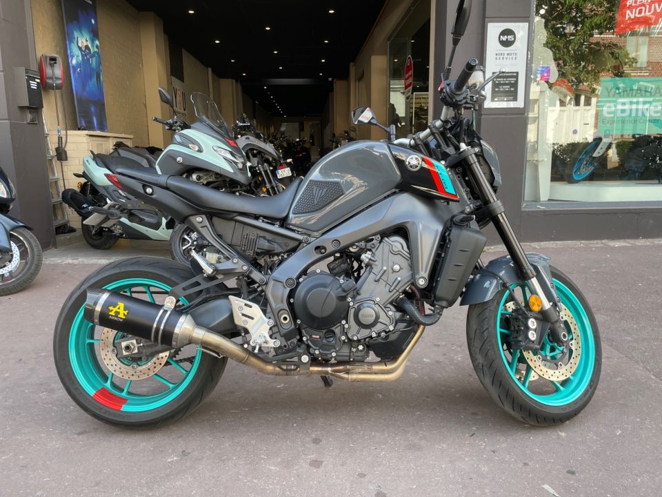 YAMAHA MT-09 0