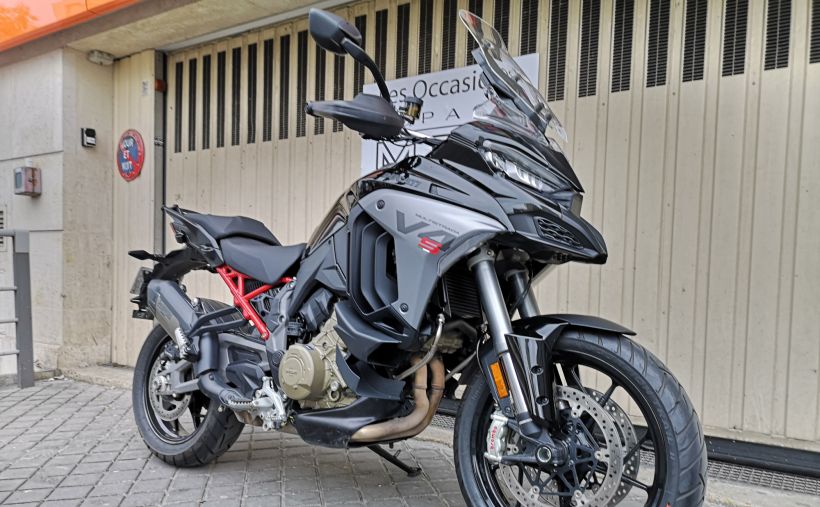 DUCATI MULTISTRADA V4 S 2