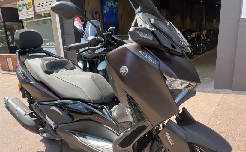 YAMAHA XMAX 125 TECH MAX 1
