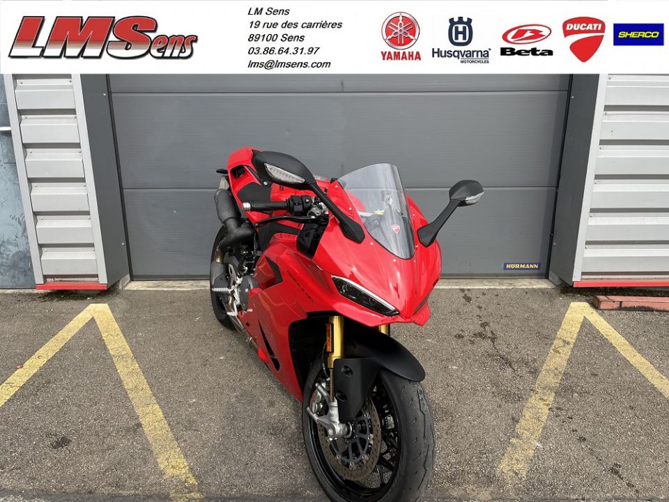 DUCATI PANIGALE V2 S 3