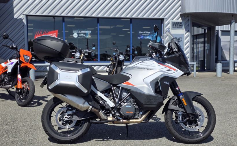 KTM 1290 SUPER ADVENTURE S 4