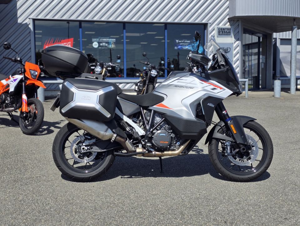 KTM 1290 SUPER ADVENTURE S 20