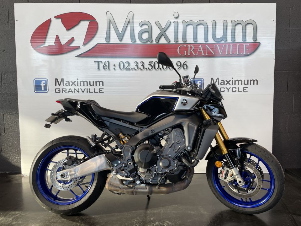 YAMAHA MT-09 SP 0