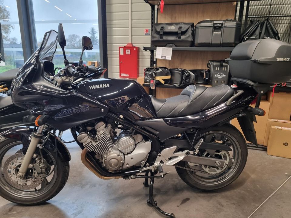 YAMAHA XJ 600 DIVERSION 1