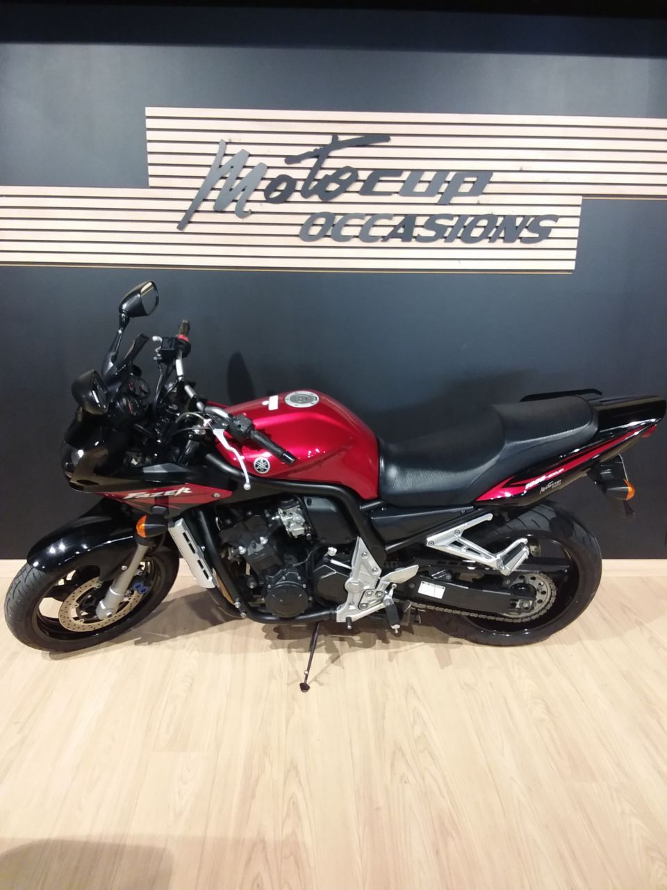 YAMAHA FAZER 1000 2