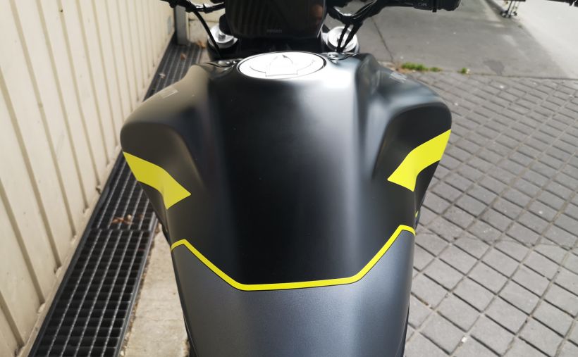 DUCATI DIAVEL V4 4