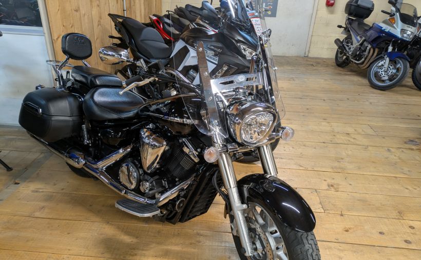 YAMAHA XVS 1300 30