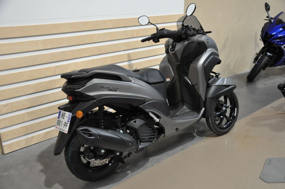 YAMAHA TRICITY 125 3