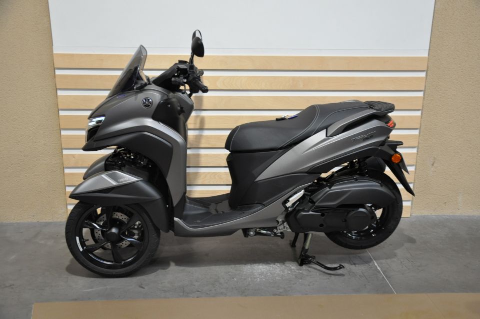 YAMAHA TRICITY 125 7