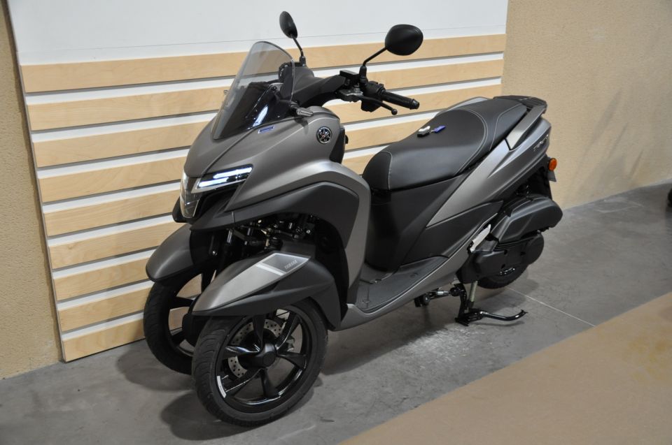 YAMAHA TRICITY 125 10