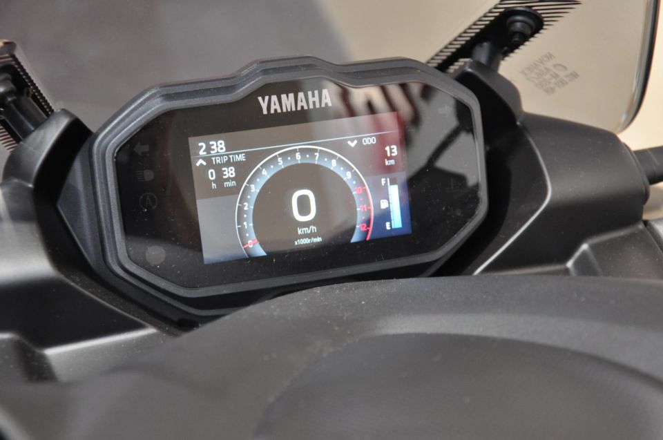 YAMAHA TRICITY 125 13
