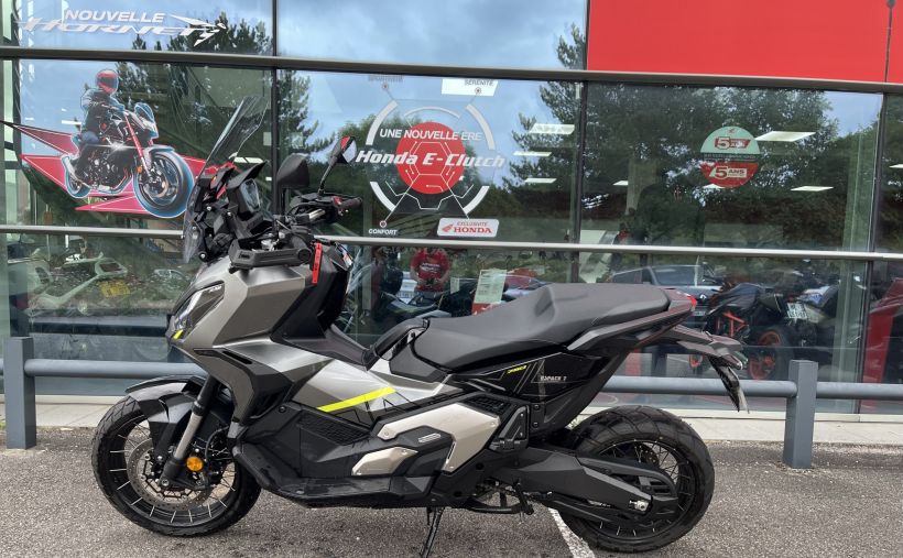 HONDA X-ADV 1
