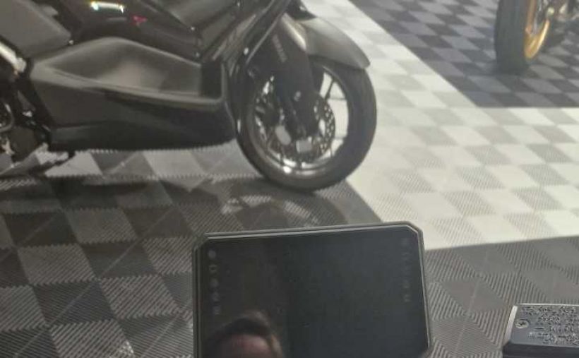 YAMAHA MT-07 3