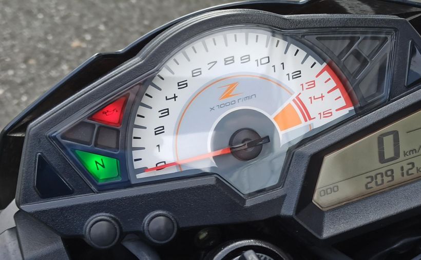 KAWASAKI Z 300 15