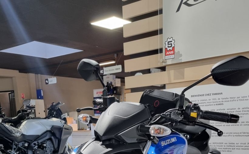 SUZUKI GSX-S 125 ABS 4