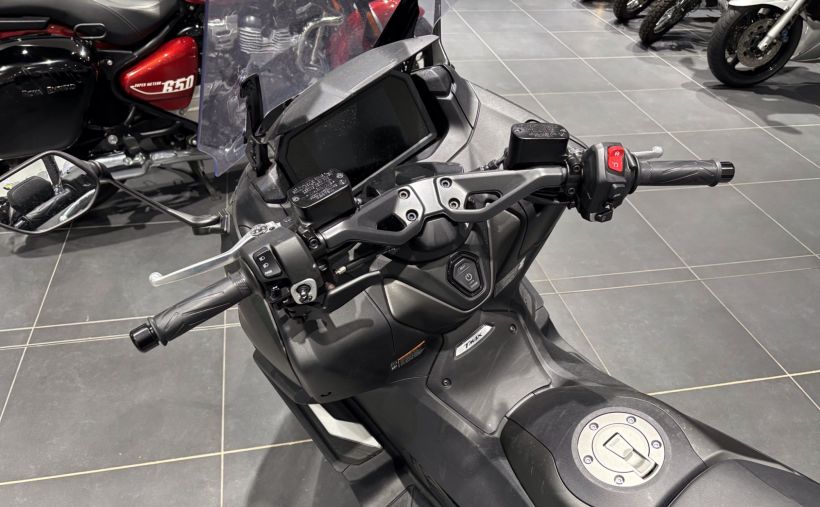 YAMAHA XP T-MAX 560 TECH MAX 10