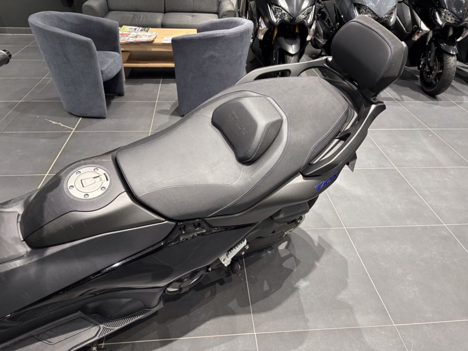 YAMAHA XP T-MAX 560 TECH MAX 15