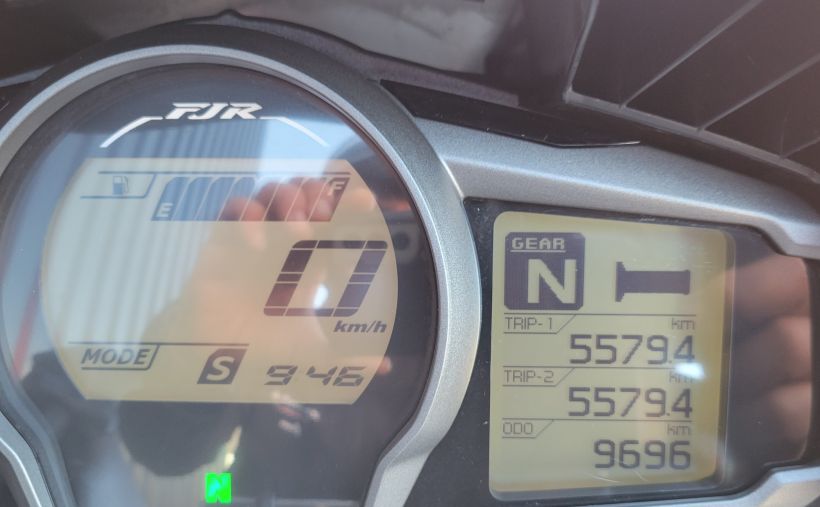 YAMAHA FJR 1300A 20