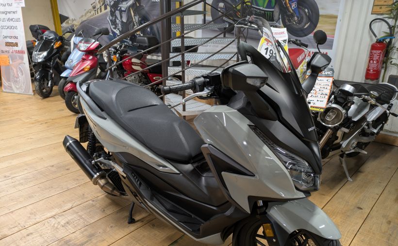 HONDA NSS FORZA 125 0