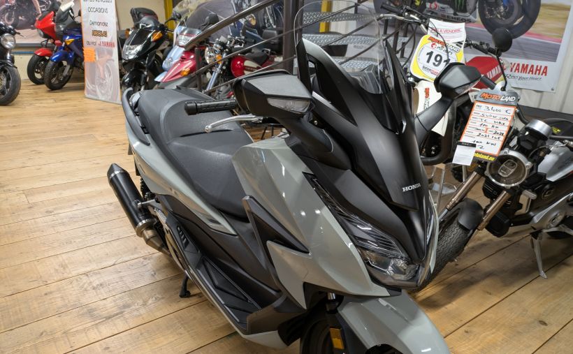 HONDA NSS FORZA 125 20