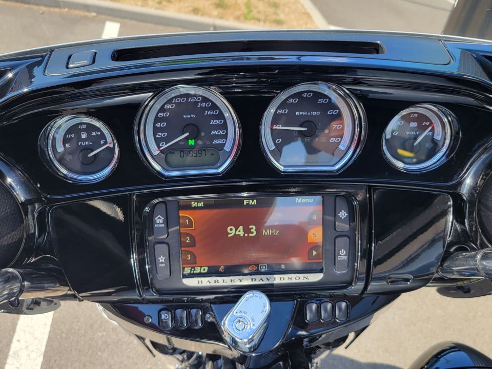 HARLEY-DAVIDSON TOURING ELECTRA 1690 ULTRA LIMITED 10