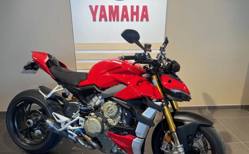 DUCATI STREETFIGHTER V4S 0