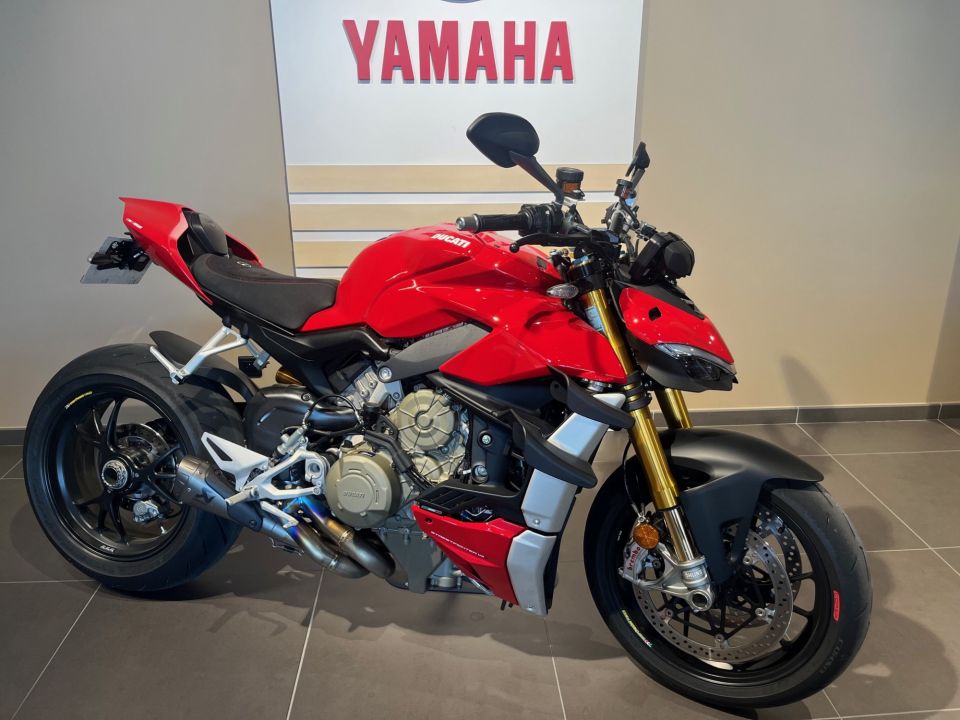 DUCATI STREETFIGHTER V4S 0