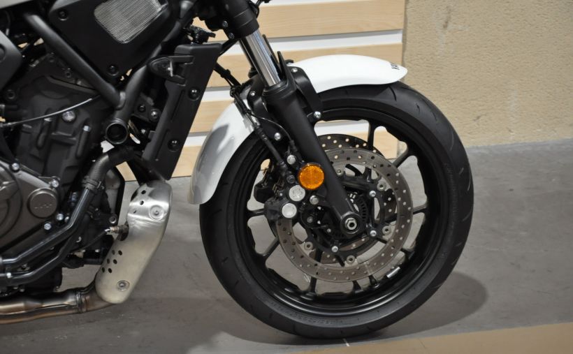YAMAHA XSR 700 2