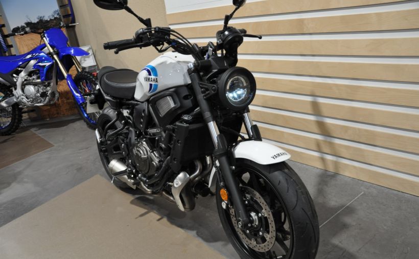 YAMAHA XSR 700 6
