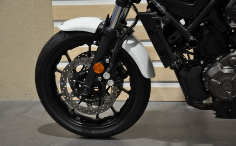 YAMAHA XSR 700 11