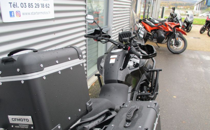 CF MOTO 700 MT 6