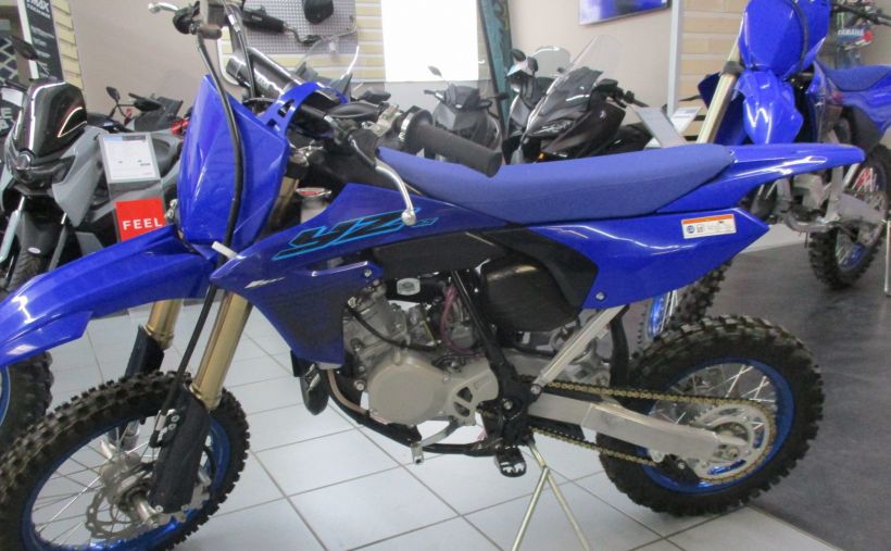 YAMAHA YZ65 4