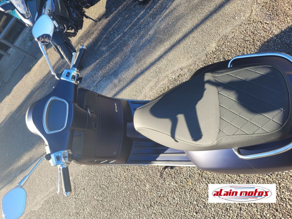 VESPA GTS 125IE SUPER 12