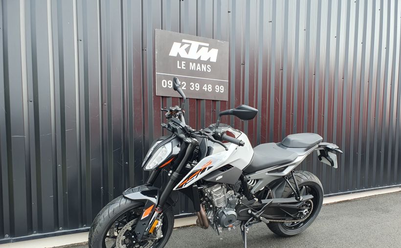 KTM 790 DUKE L 10