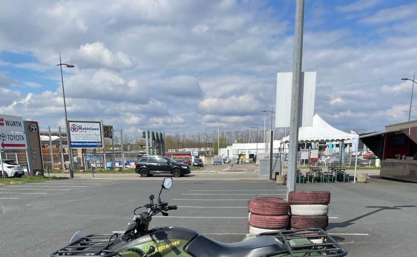 YAMAHA KODIAK 4