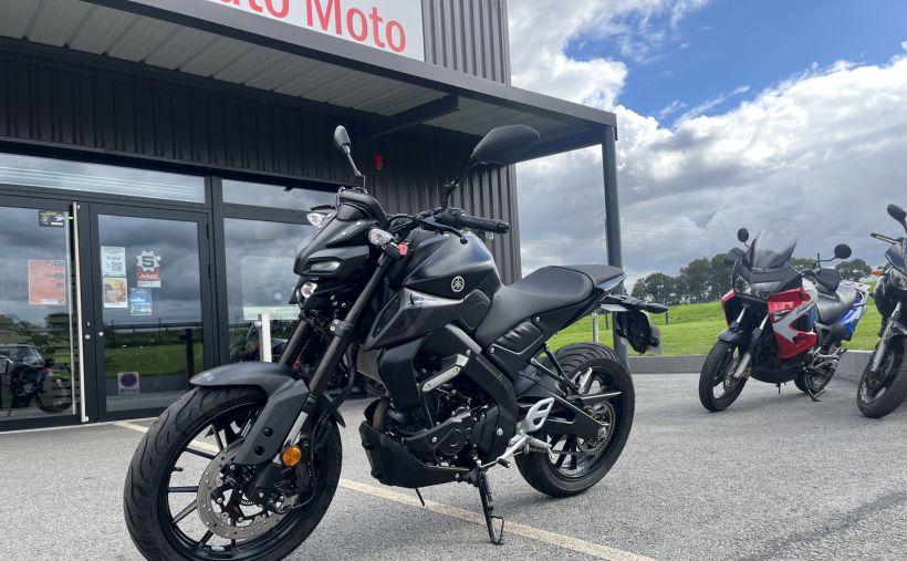 YAMAHA MT-125 10