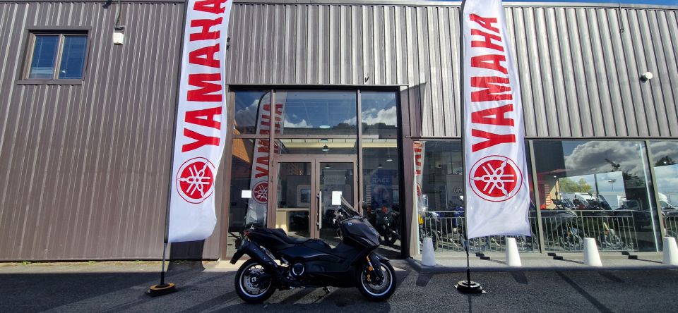 YAMAHA XP T-MAX 560 TECH MAX 1