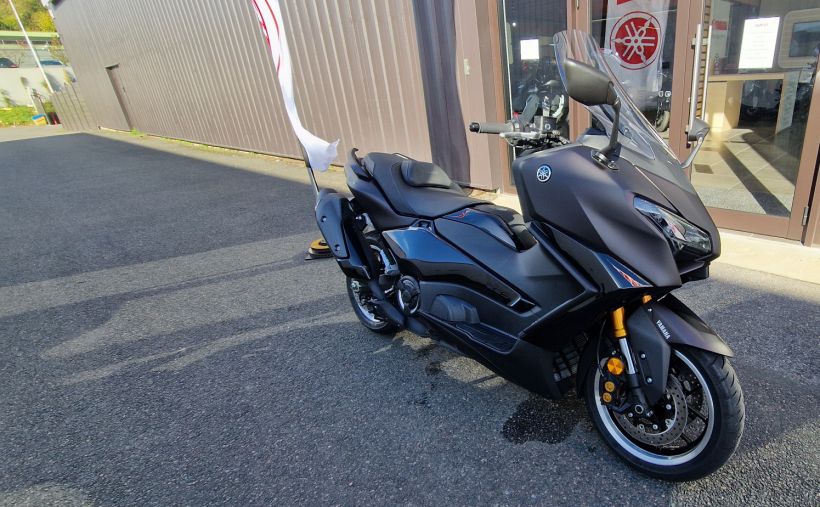 YAMAHA XP T-MAX 560 TECH MAX 2